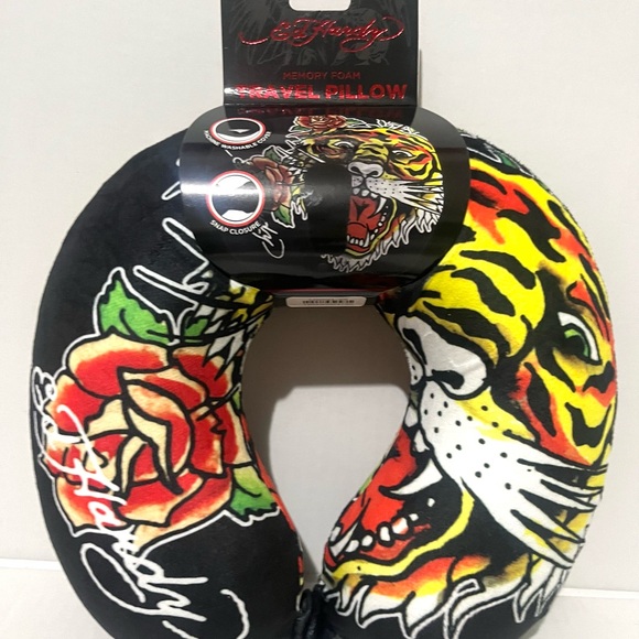 Ed Hardy Black and Yellow Tiger Travel Pillow - Picture 3 of 5